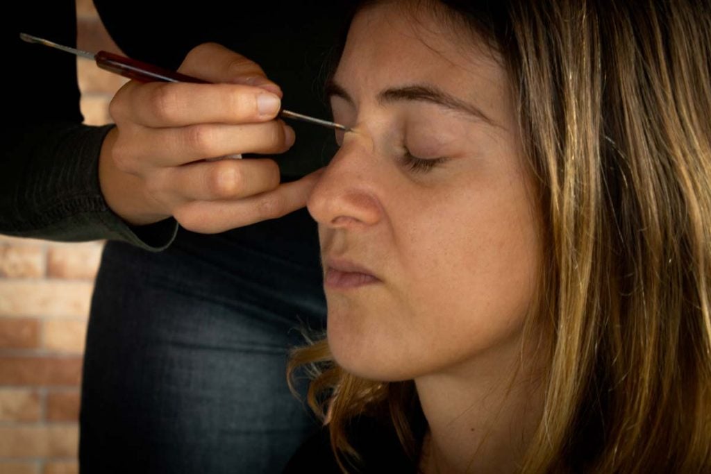 maquillage d'un nez cassé