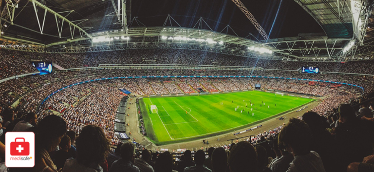 stade de foot avec public