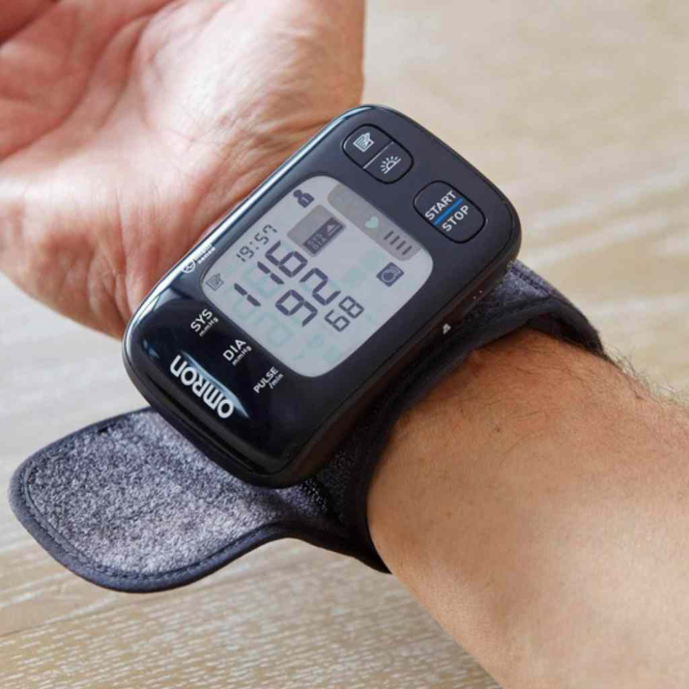 Montre tension sales artérielle omron