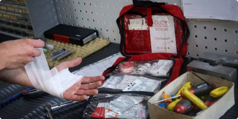 Trousse de premiers secours professionelle